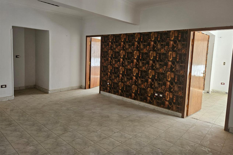 For investors 8 Apartments for sale  - 6